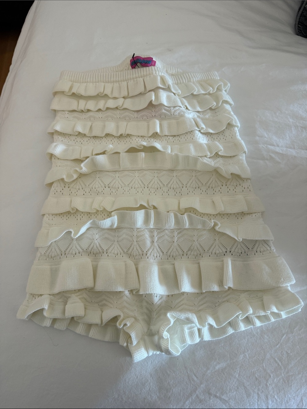 Edikted NWT Ruffled Knit romper - Cream